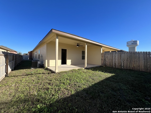 Image 16 of 18 For 1110 Renee Way