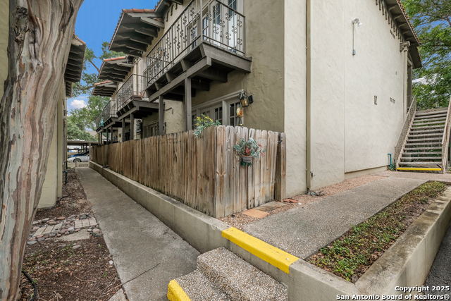 Image 4 of 21 For 66 Brees Blvd  125