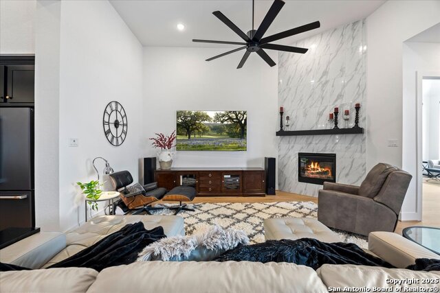 Image 18 of 52 For 26626 Marni Pl