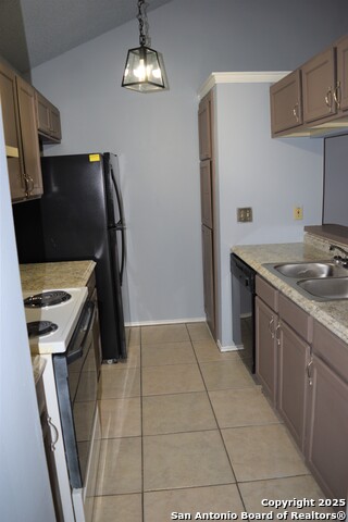 Image 3 of 11 For 5211 Gawain Dr