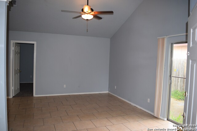 Image 9 of 11 For 5211 Gawain Dr