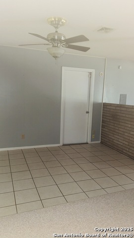 Image 2 of 6 For 122 Northaven