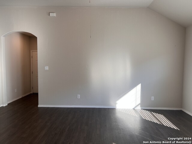 Image 5 of 28 For 634 Ashers Place