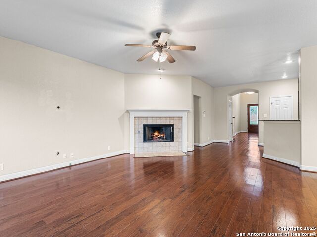 Image 16 of 33 For 24231 Canyon Row