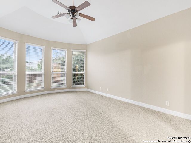 Image 18 of 33 For 24231 Canyon Row