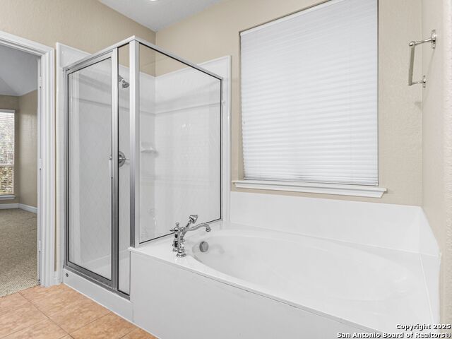 Image 20 of 33 For 24231 Canyon Row
