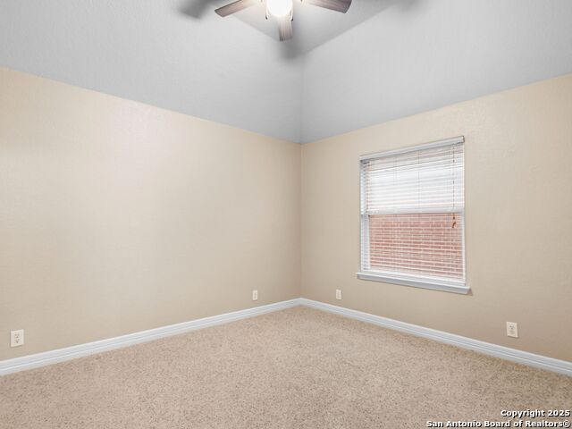 Image 24 of 33 For 24231 Canyon Row