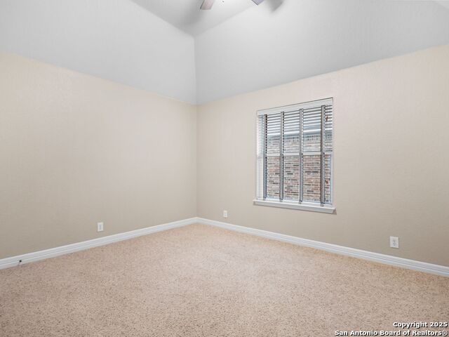 Image 29 of 33 For 24231 Canyon Row