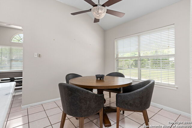 Image 12 of 31 For 2208 - 2212 Arbor Pl