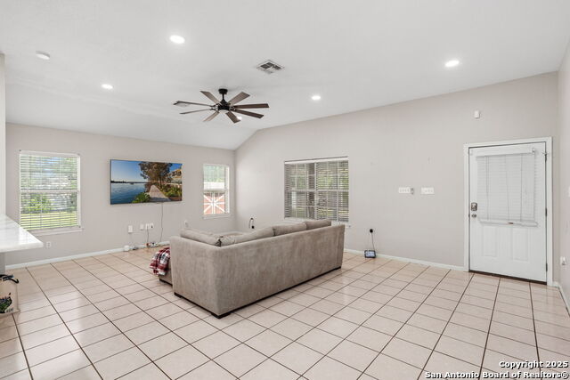 Image 13 of 31 For 2208 - 2212 Arbor Pl