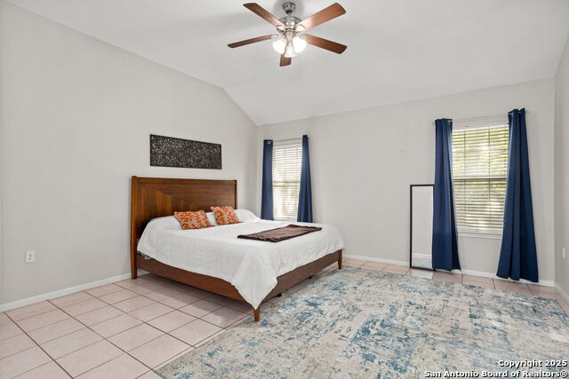 Image 16 of 31 For 2208 - 2212 Arbor Pl