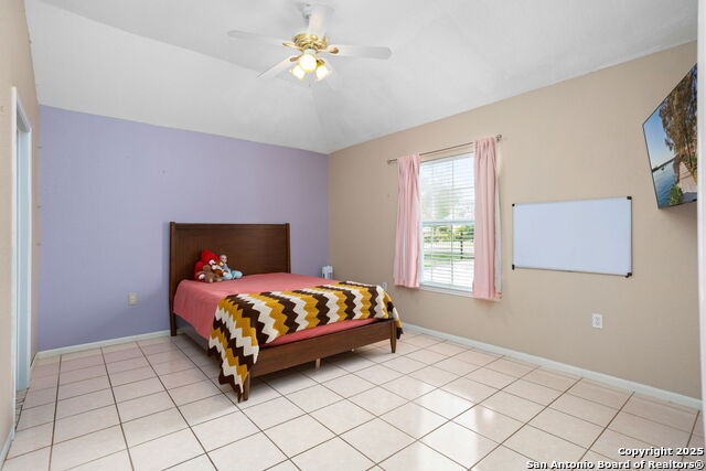 Image 21 of 31 For 2208 - 2212 Arbor Pl