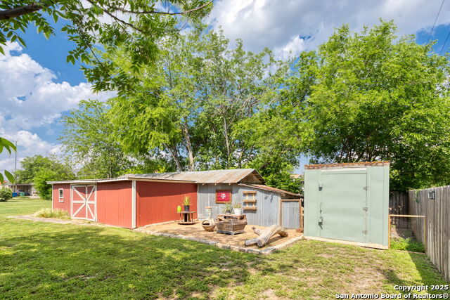 Image 30 of 31 For 2208 - 2212 Arbor Pl