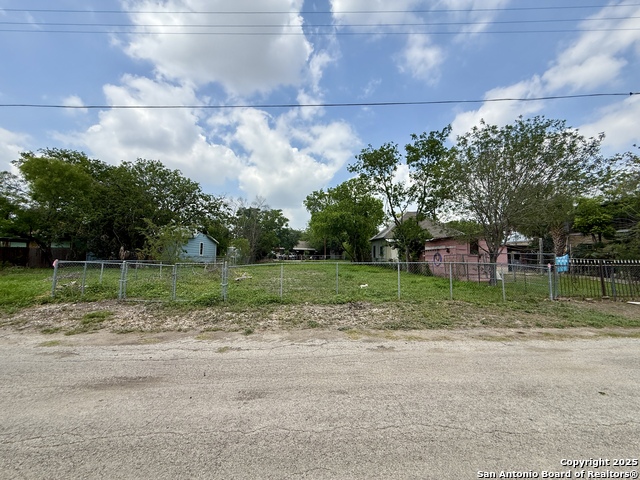 Details for 622 Martin Luther King Dr, San Antonio, TX 78203