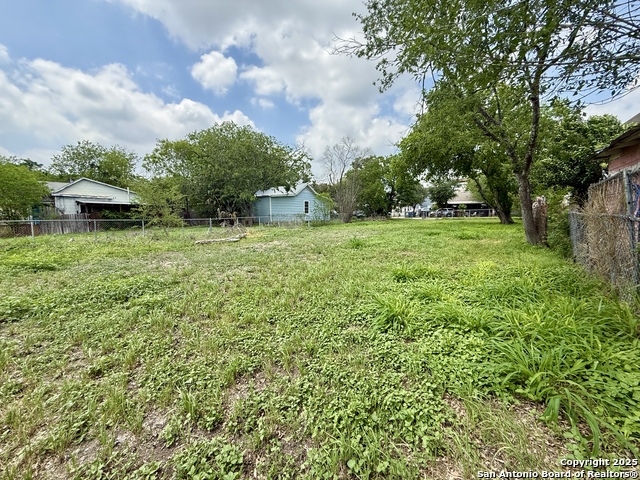 Image 7 of 17 For 622 Martin Luther King Dr