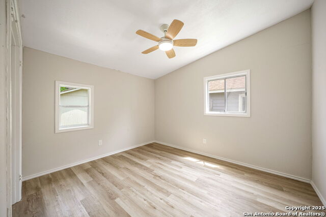 Listing photo id 12 for 167 Bangor