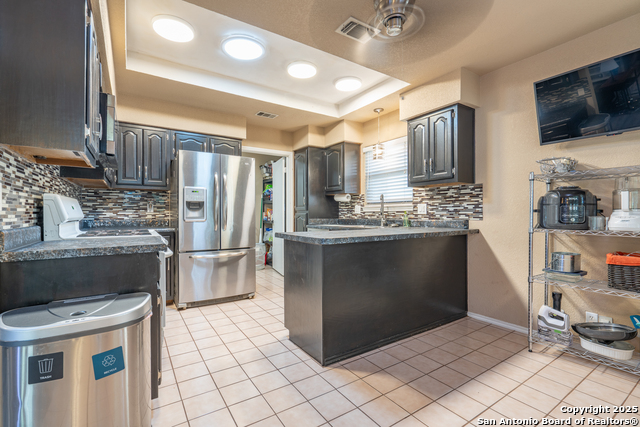 Image 19 of 50 For 7866 Lark Ridge