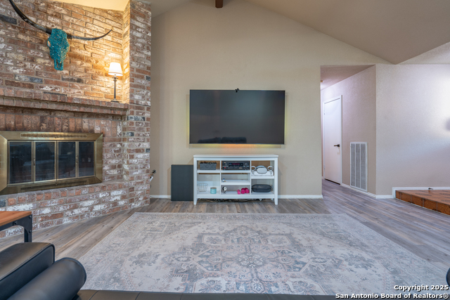 Image 21 of 50 For 7866 Lark Ridge