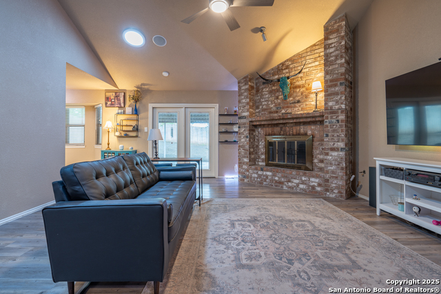 Image 23 of 50 For 7866 Lark Ridge