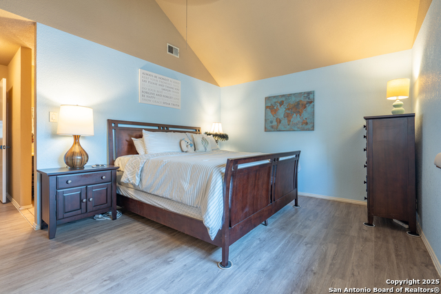 Image 26 of 50 For 7866 Lark Ridge