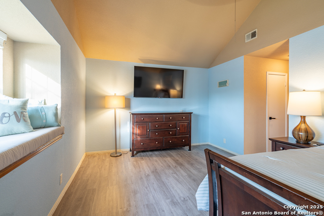 Image 30 of 50 For 7866 Lark Ridge