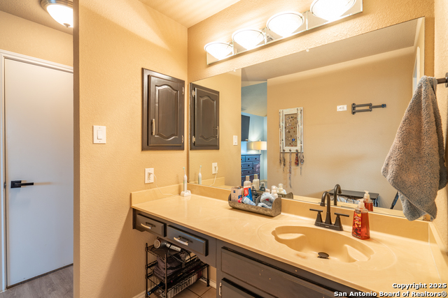 Image 33 of 50 For 7866 Lark Ridge