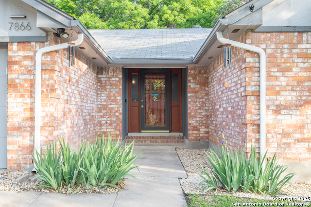 Image 8 of 50 For 7866 Lark Ridge