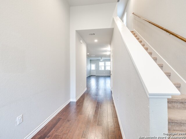 Image 13 of 37 For 5627 Chestnut Crossing
