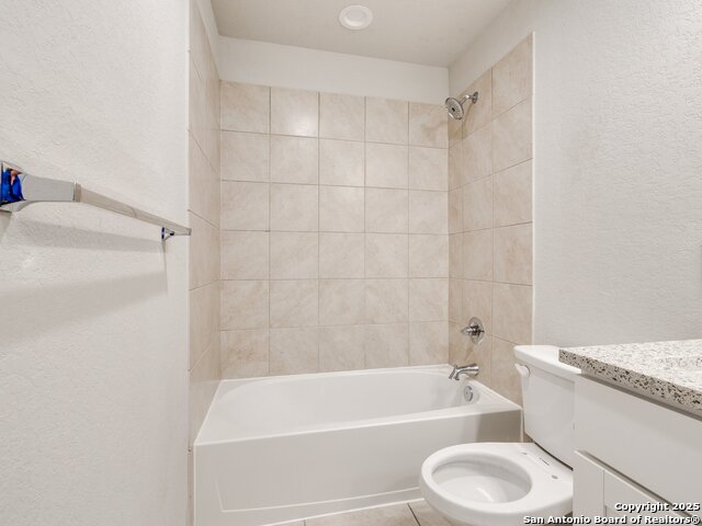 Image 31 of 37 For 5627 Chestnut Crossing