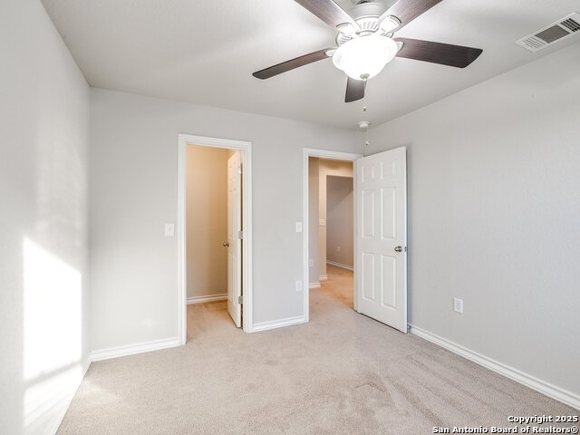 Image 33 of 37 For 5627 Chestnut Crossing