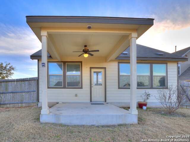 Image 8 of 37 For 5627 Chestnut Crossing
