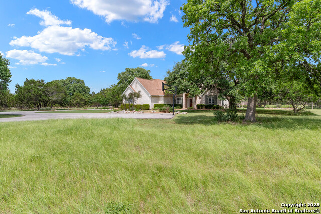 Image 2 of 35 For 221 Park Ridge