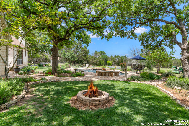 Image 28 of 35 For 221 Park Ridge