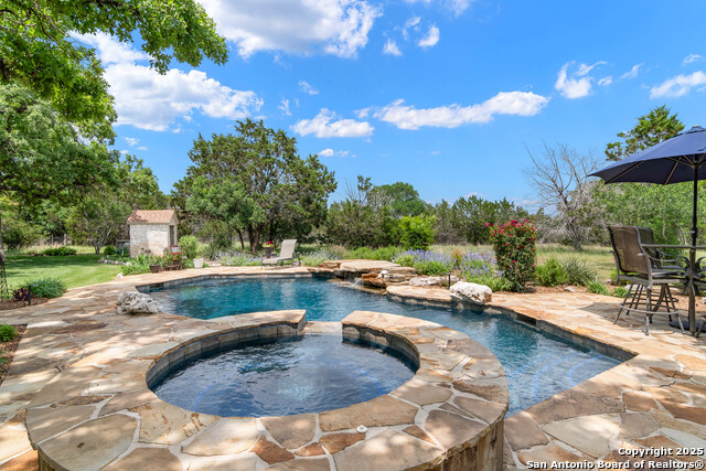 Image 31 of 35 For 221 Park Ridge