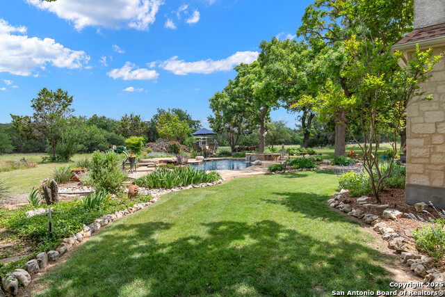 Image 32 of 35 For 221 Park Ridge