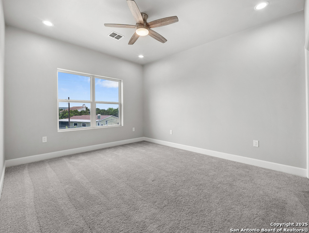Image 15 of 21 For 408 Canyon Circle