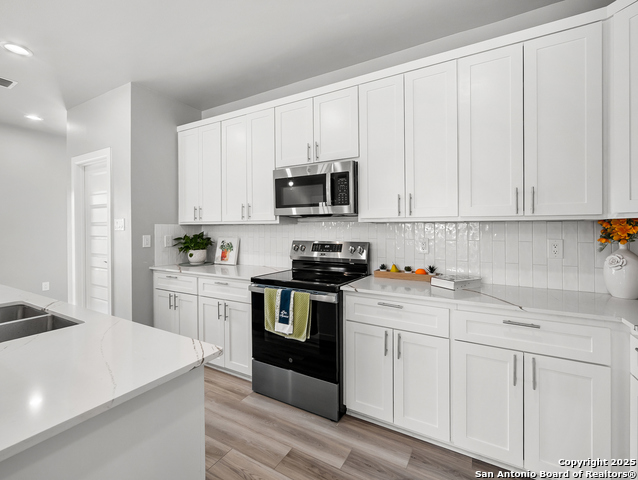 Image 7 of 21 For 408 Canyon Circle