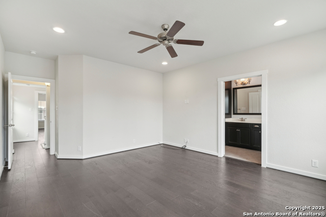 Image 19 of 32 For 211 Courtland E