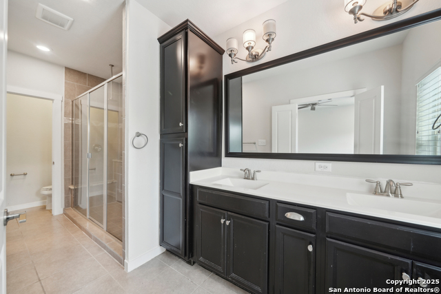 Image 20 of 32 For 211 Courtland E