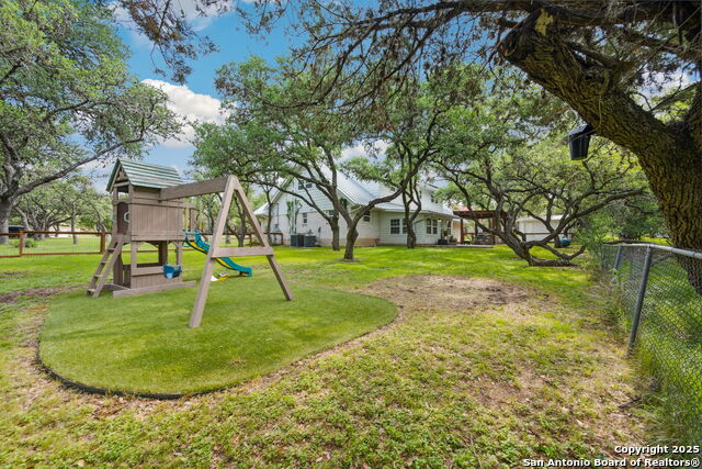 Image 31 of 43 For 7904 Verde N