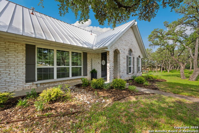 Image 38 of 43 For 7904 Verde N