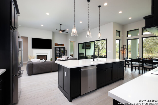 Image 13 of 46 For 431 Falcon Cove