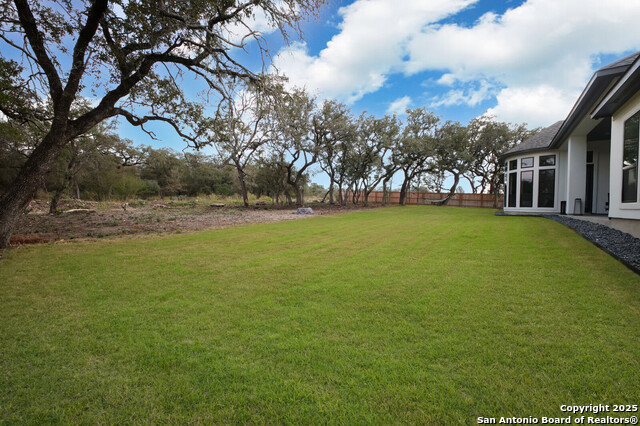 Image 39 of 46 For 431 Falcon Cove