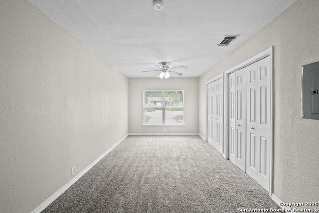 Image 12 of 28 For 8831 Hunters Creek