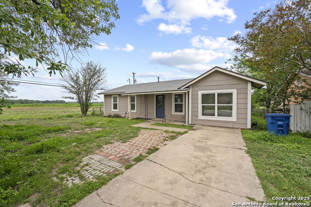Image 26 of 28 For 8831 Hunters Creek