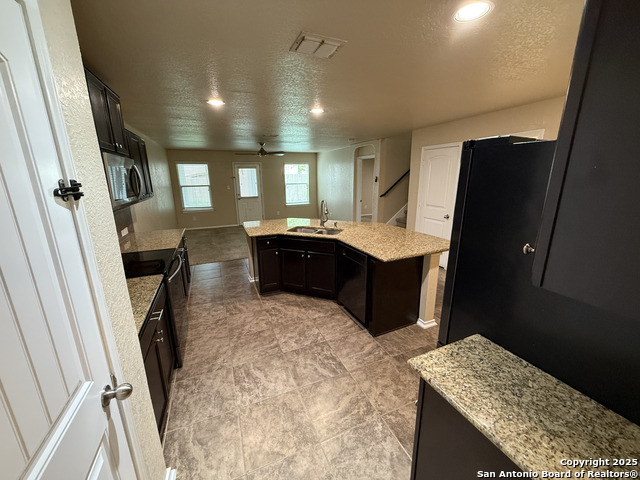 Image 4 of 29 For 11742 Cayenne