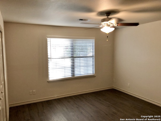 Image 17 of 19 For 132 Stahl St
