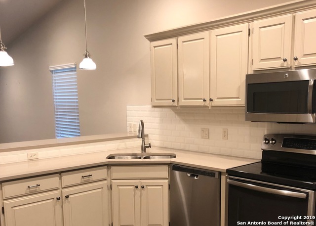 Image 4 of 19 For 132 Stahl St