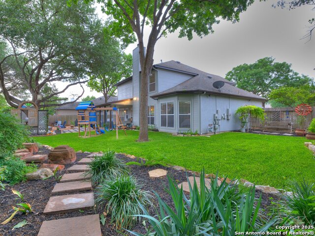 Image 12 of 67 For 18106 Cadara Way