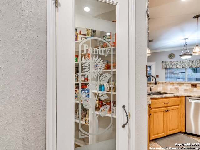 Image 41 of 67 For 18106 Cadara Way